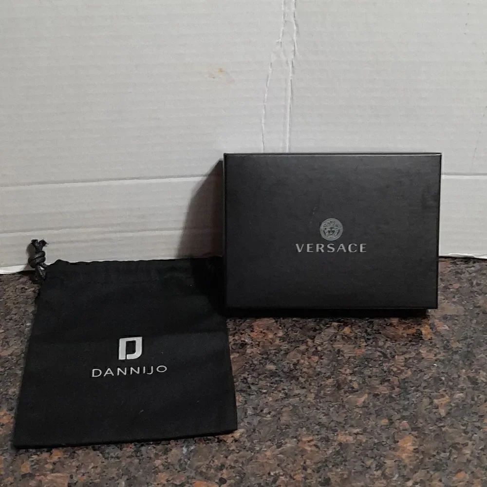 Versace Gift Box and Free Dannijo Keeper...euc